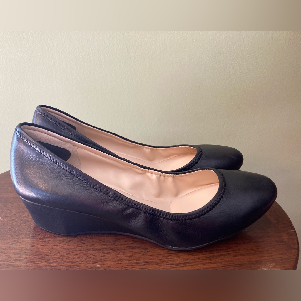 Brand New Coke Haan Black Wedges